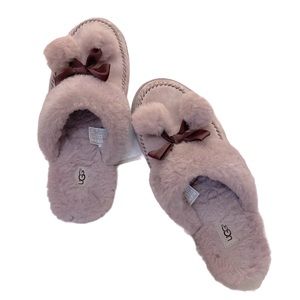 UGG Dakota slippers